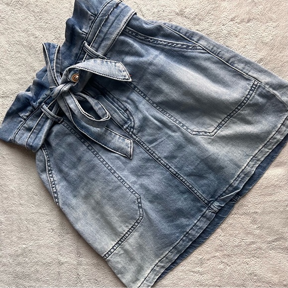 Free People Dresses & Skirts - Free People  Splendor In The Grass Paperbag Waist Belted Cotton Denim Skirt Sz 8